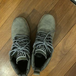 Roots boots